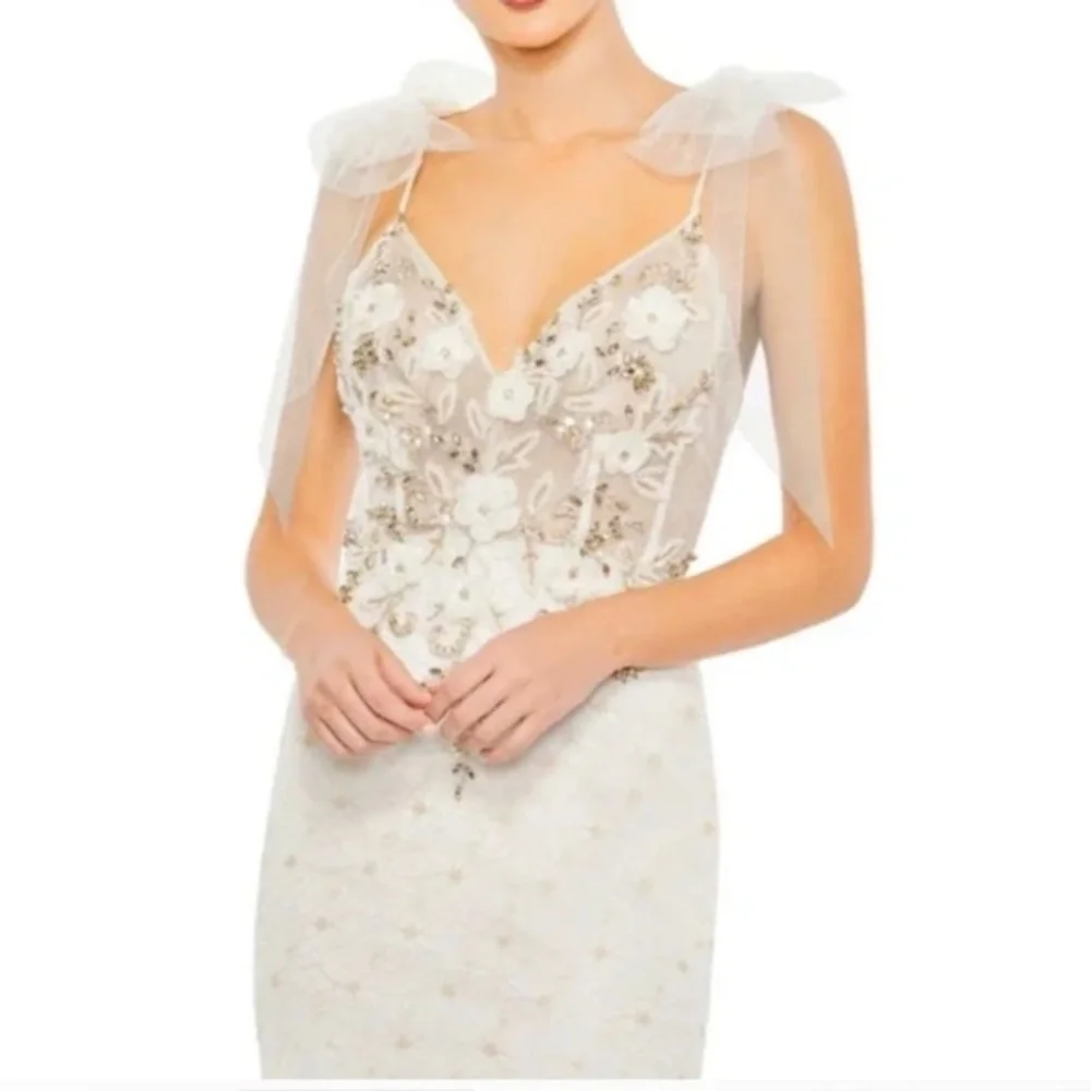 Mac Duggal Embellished Sleeveless Bow Tie Shoulder V-Neck Mermaid Gown